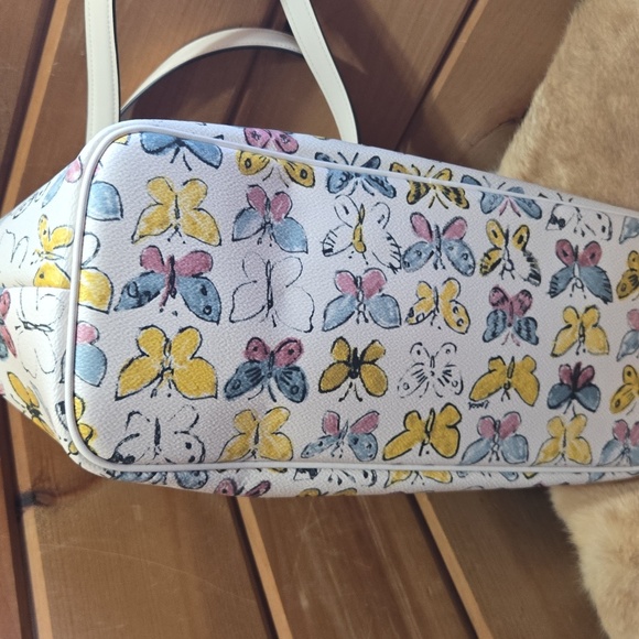 Coach Butterfly Gallery Shoulder Bag NWT - Picture 7 of 8